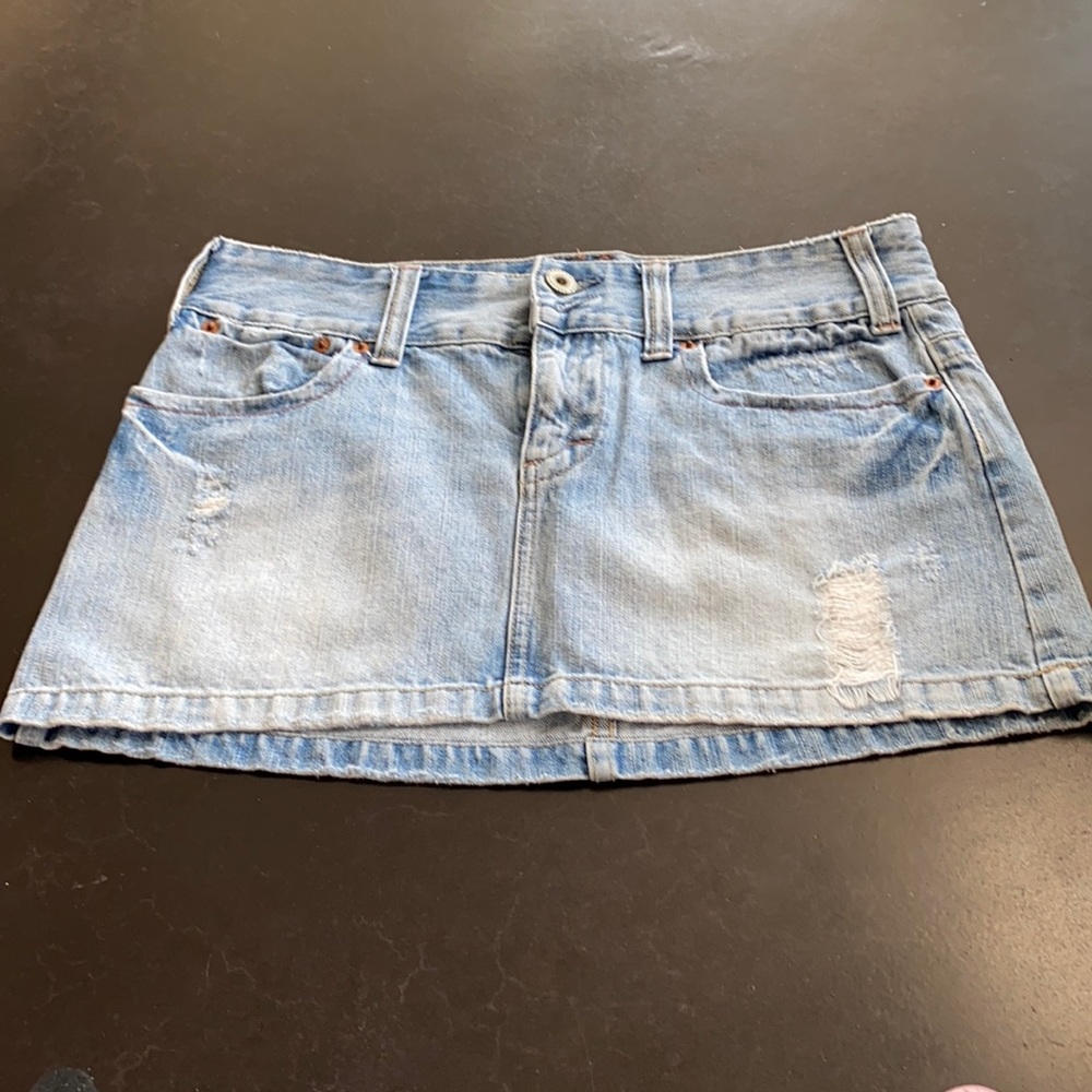 American Eagle Distressed Denim Skirt Size 8